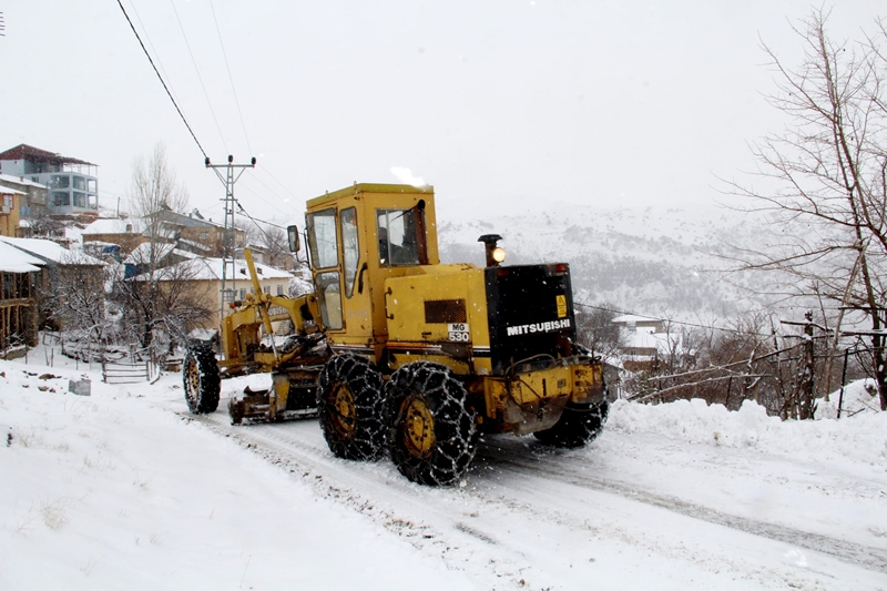 Köy yollarımızda karla mücadele çalışmaları