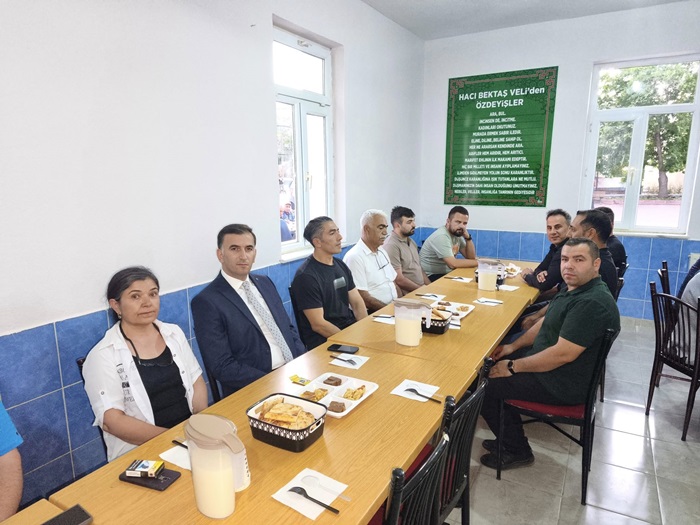 Kaymakamımız Sayın Levent Küçük, Cemevi'nde düzenlenen Muharrem Ayı iftarına katıldı